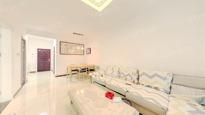 精裝修　家具家電齐全 楼间距大 视野  开阔-客厅