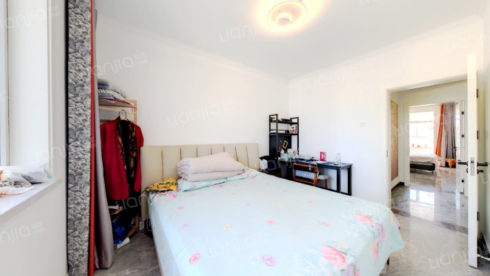 宏远碧萝湾小区精装修两居室出售有房本靠谱卖-卧室A