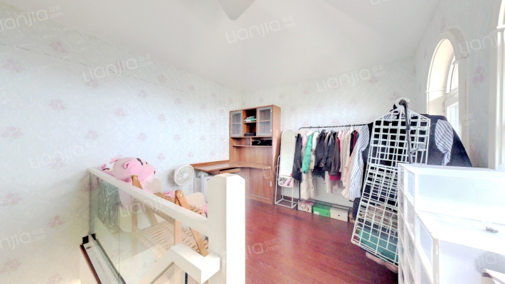 南北通透三居室带阁楼 精装 花园社区 德信公园-卧室D