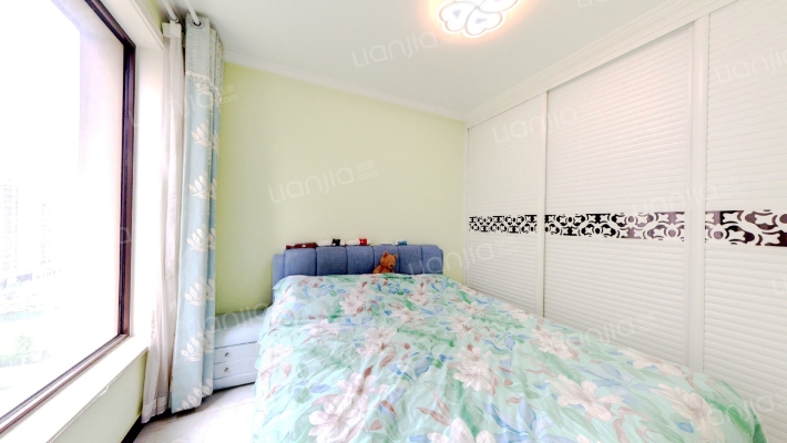 高品质好环境，南向三居精装修，采光充足-卧室C