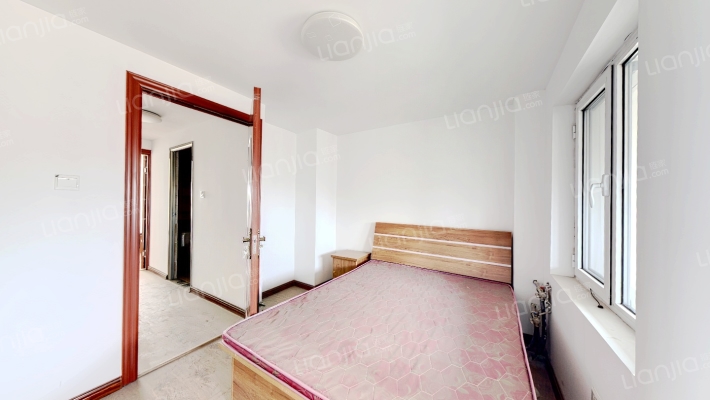 南北向的户型，采光好，户型好，视野好-卧室B