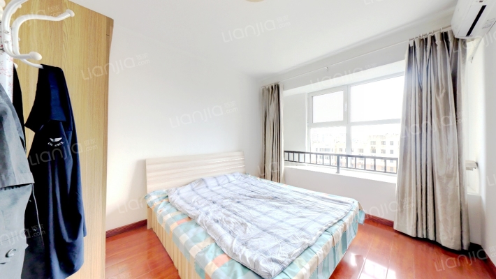 房本在手，随时交易，采光充足，带装修-卧室A