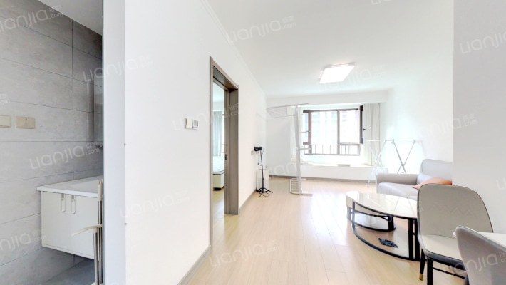 出售樾府国际南北通透精装两居看房出行方便-客厅