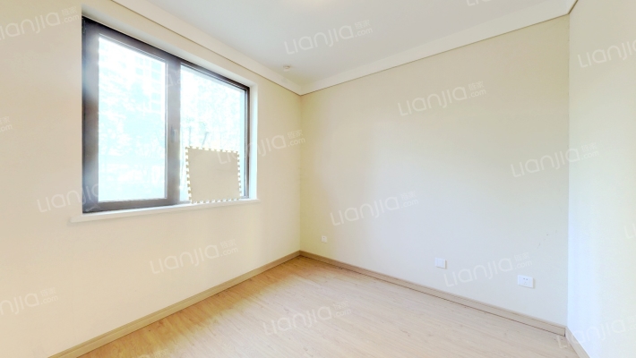 理想湾 大F通透三居 带80平小院 简单装修-卧室B