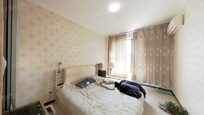 鸿坤理想湾南区 2室1厅 南-卧室B