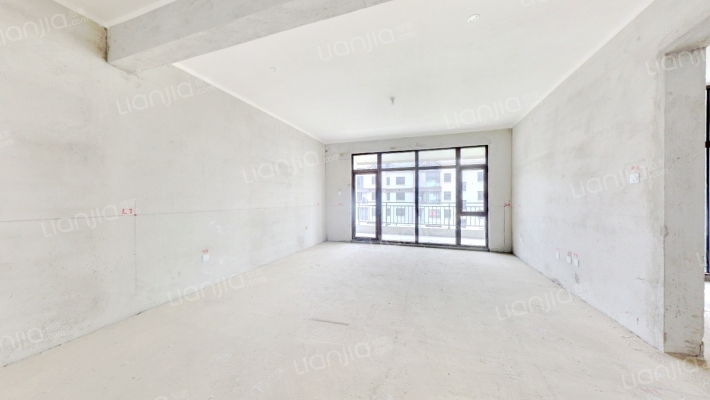 出售 凤麟府南北通透洋房三居双卫  采光好-客厅