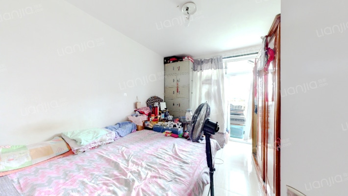 范阳路朝阳路华泰豪庭大三居户型方正税费低-卧室C