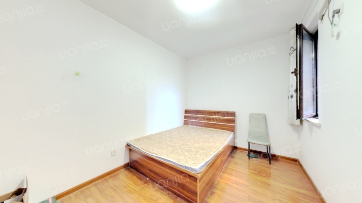 鸿坤南院儿，近高铁站，全南三居室，带装修，诚意出售-卧室A