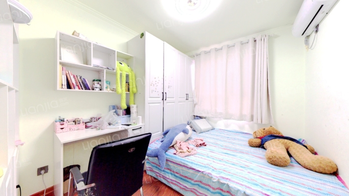 牛当花园 南北 通透大三居 带装修 有房本-卧室A