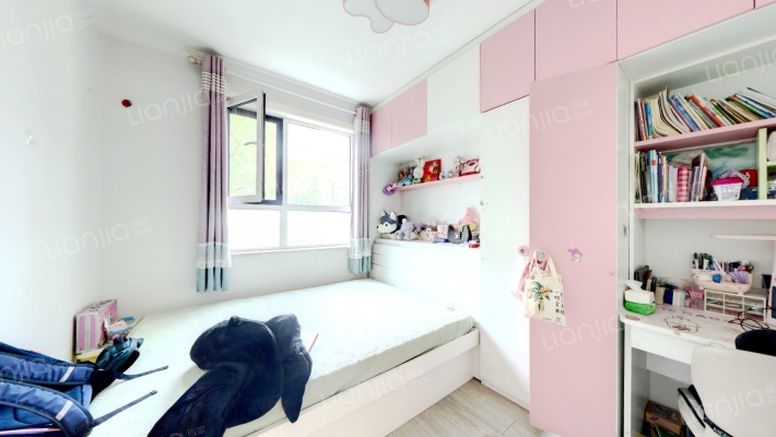 一层带院 院子70平米 自住精装修 南北通透 拎包入住-卧室B