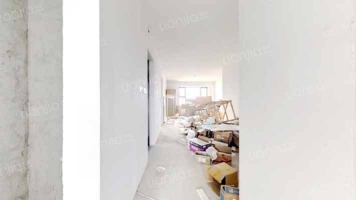 南北通透两居，前面水系，视野好，物业服务好-客厅