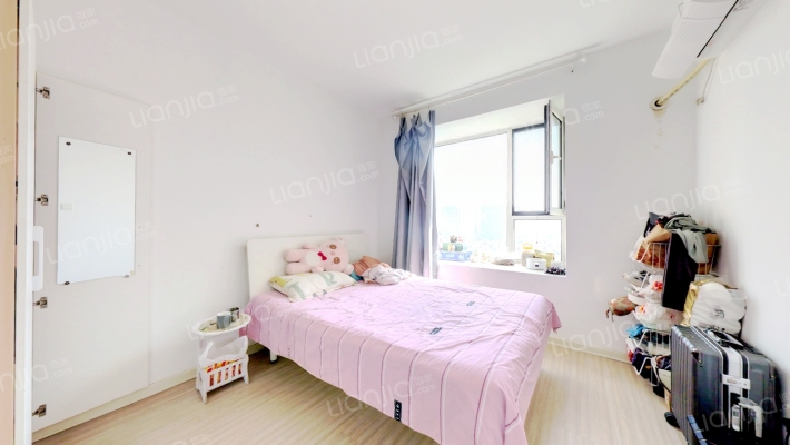 香邑溪谷 南向两居 中高楼层 满二-卧室A