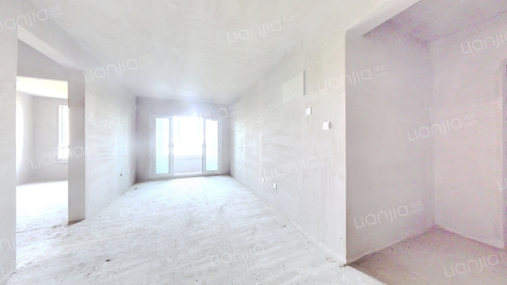 本房子在德信公园北侧 东北户型两居室-客厅