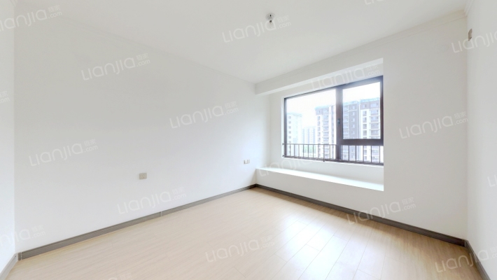 樾府国际  精装大三居 楼前5000平景观花园  中高楼层-卧室A