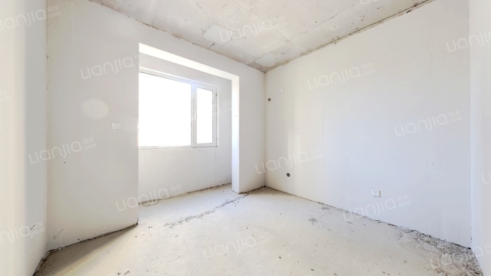 ，户型好，南北通透，采光高，交通便利，小区人车分流-卧室C