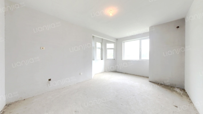 幸福嘉园 南北通透三居 安静适宜 生活方便-卧室B