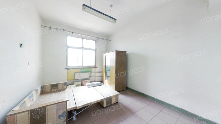 房子格局户型方正  采光全天      交通便利-卧室B