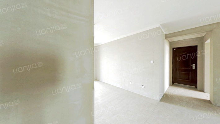 南北通透大三居，采光好，视野好，小区环境好-客厅