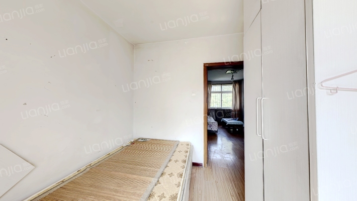 南北通透两居室 满五税费低 停车方便户型方正-卧室B