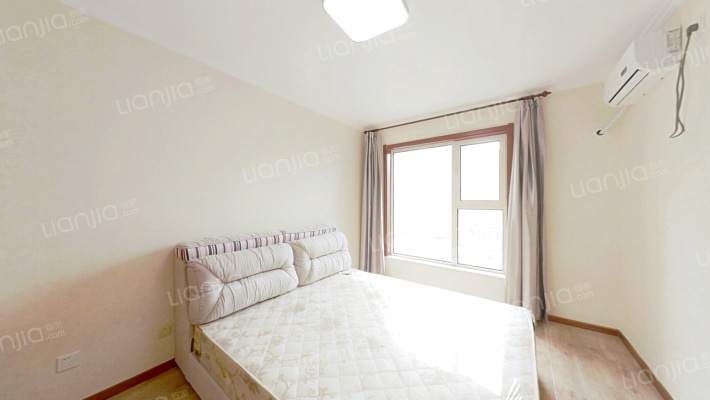 全款房，没有尾款，精装修，拎包入住，带独立防火门-卧室C