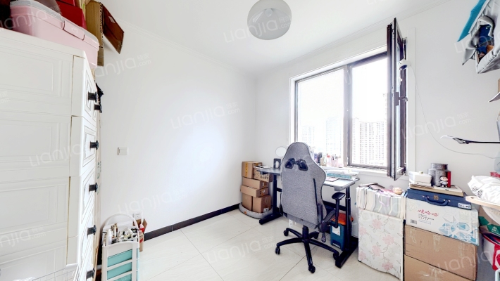 鸿坤理想湾 精装通透三居 拎包入住-卧室B