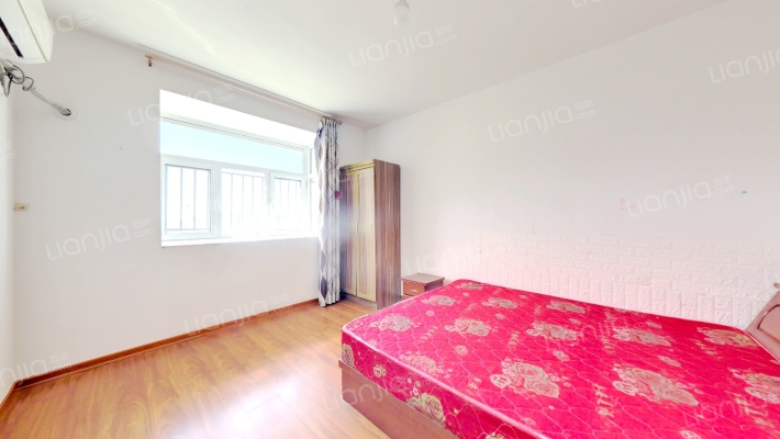 有房本 房屋采光好 视野好 南北通透 配套设施齐-卧室C