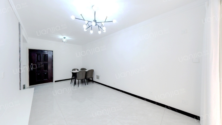 天伦湾小区，集中供暖，交通便利，环境优美二居室。-客厅