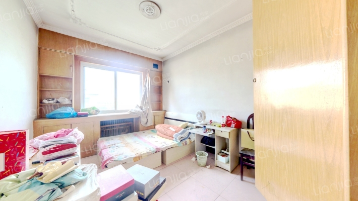 房本满五，南北通透户型 格局好 采光好-卧室A