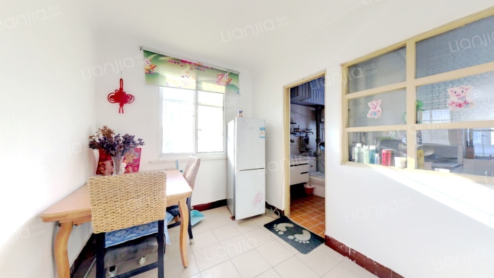 本满五唯一过户税少，公摊小，无尾款，南北通透三居-餐厅