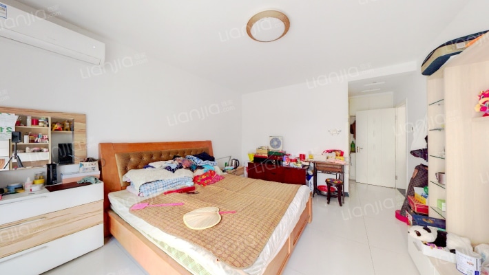 范阳路旁电梯洋房一梯两户南北通透三居室一层带院-卧室B