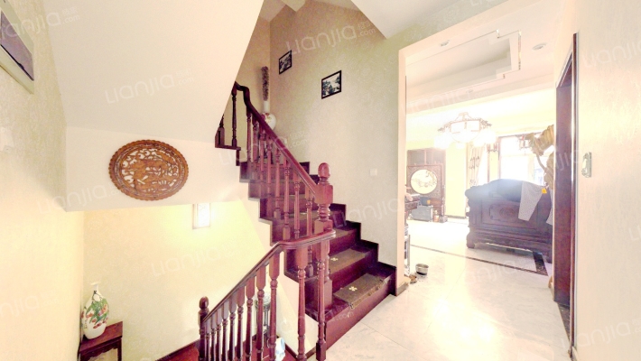 4A级高尔夫别墅景区，联排别墅，大面积私人庭院。-客厅