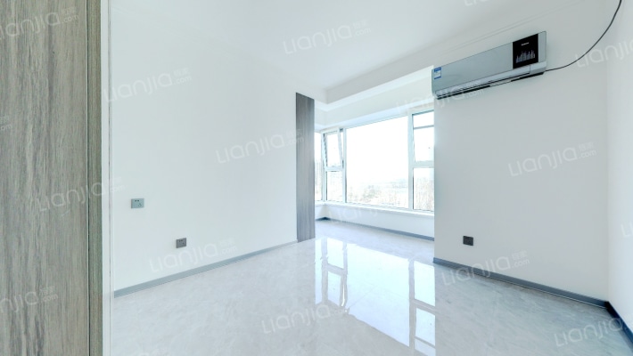 此房东南两居室，采光好.户型方正，配套齐全-卧室B