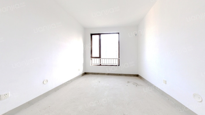 鸿坤南院，中间位置，中高好楼层两居室，业主诚意出售-卧室B