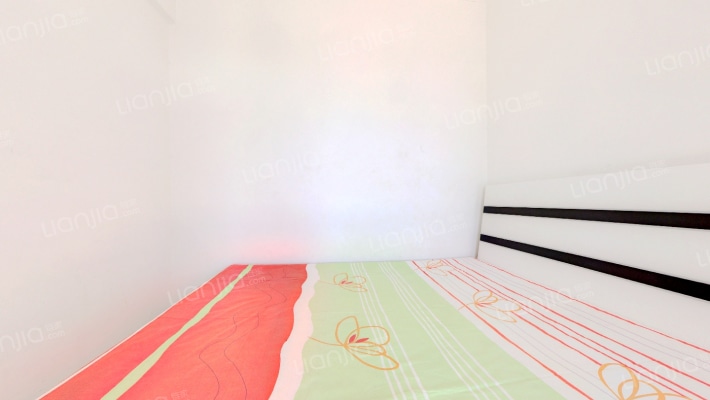 惠友旺角 3室1厅 南-卧室A