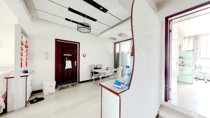 老火车站，南北通透两居室，出门菜市场，集中供暖-餐厅