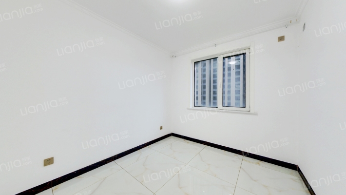 此房是精装修，南北通透三居。可拎包入住。-卧室A