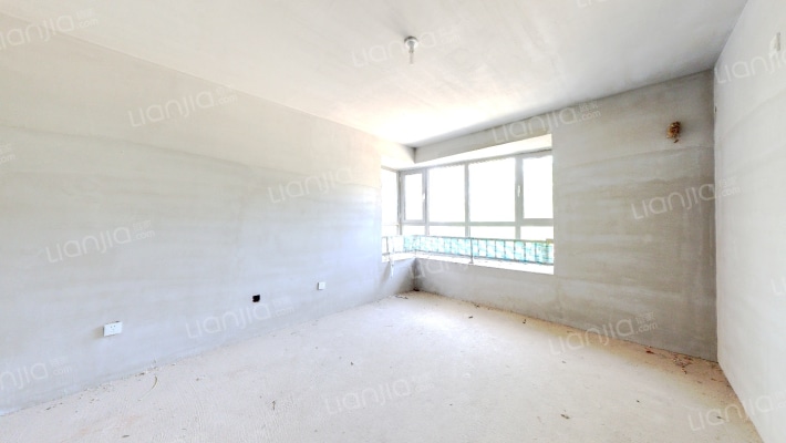 御景园  南北三居  满二  带地下室-卧室C