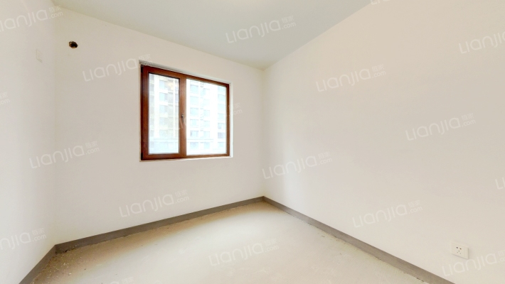 满二洋房 前后露台 小区中间 3居2卫 东户-卧室B