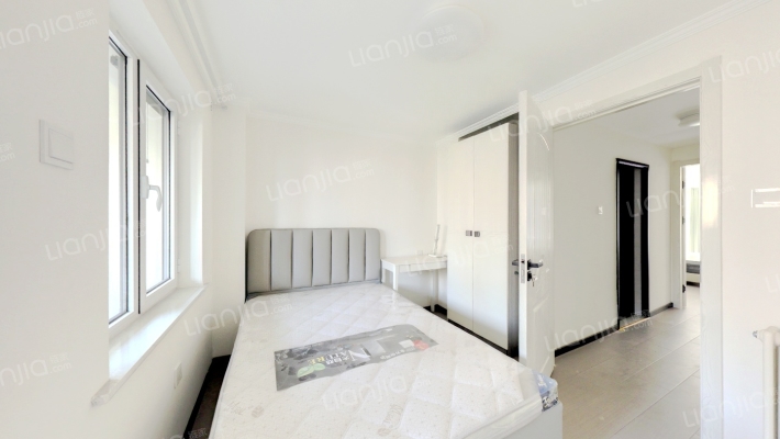 南北向的户型，采光好，户型好，视野好-卧室B