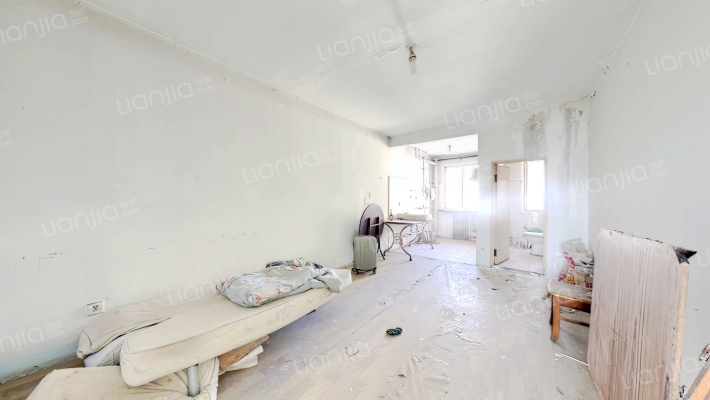 板楼，公摊小，南北通透两居，无遮挡，采光很好，-餐厅B