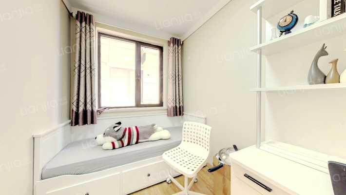 精装修没住过  经典户型 采光好-卧室B