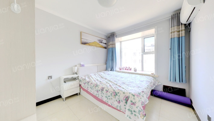 出售 香邑溪谷南向两居  精装修 采光好 满二-卧室A