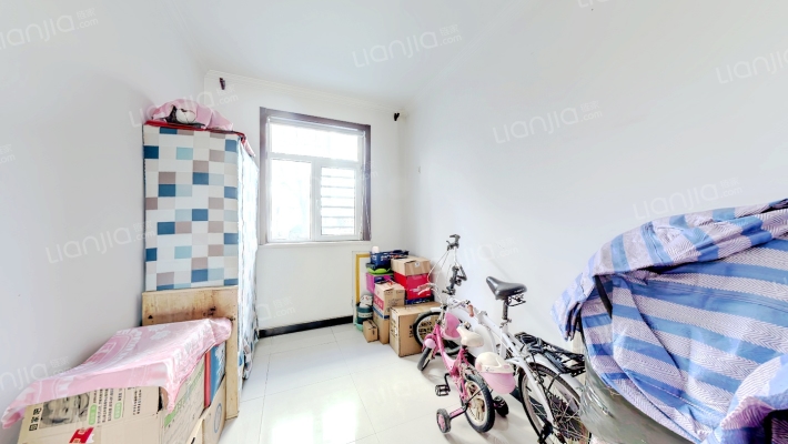 天地新城125.22平大三居 精装修 带车位 可议-卧室A