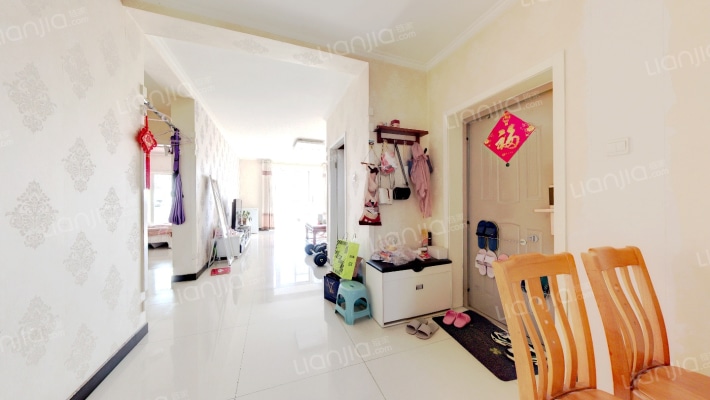 德信公园 过户税费低，精装修没怎么住过-餐厅