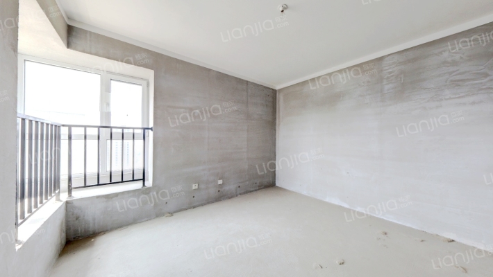 华融现代城朝北大一居，采光好，视野好，有证可贷款-卧室