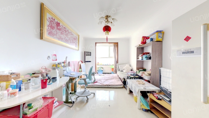 水岸花城 2室2厅 南-客厅