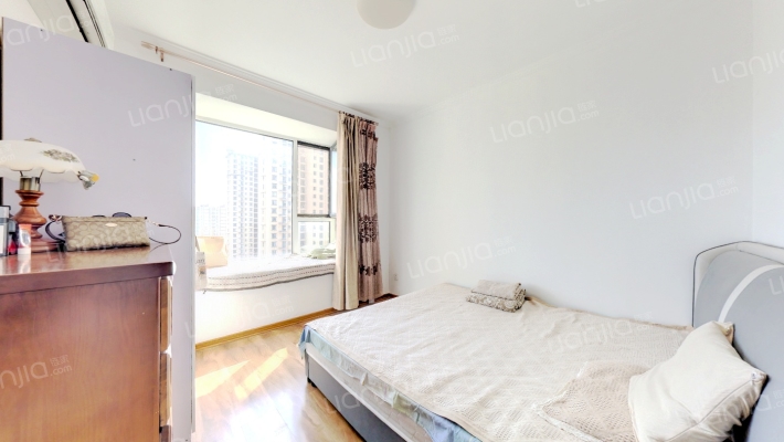 香邑溪谷一期 南北通透三居室 满二-卧室B