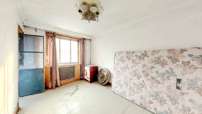 铁道部建厂局家属楼 南北通透两居 满五唯一-卧室A