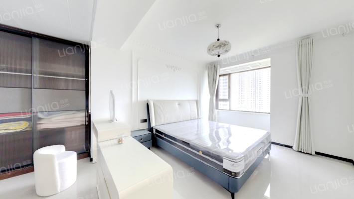 出售 凤麟府南北通透三居双卫 精装修-卧室B