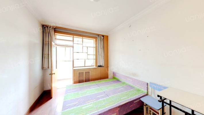 清凉寺小区   南北通透两居室  证满五-卧室A